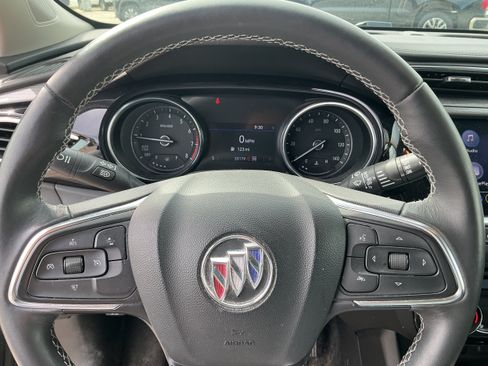 Certified 2022 Buick Encore GX Preferred w/ Cold Weather Comfort Package AWD/4WD image 7