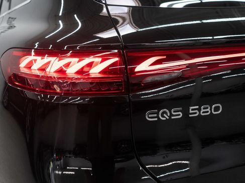 Used 2023 Mercedes-Benz EQS 580 4MATIC SUV image 48
