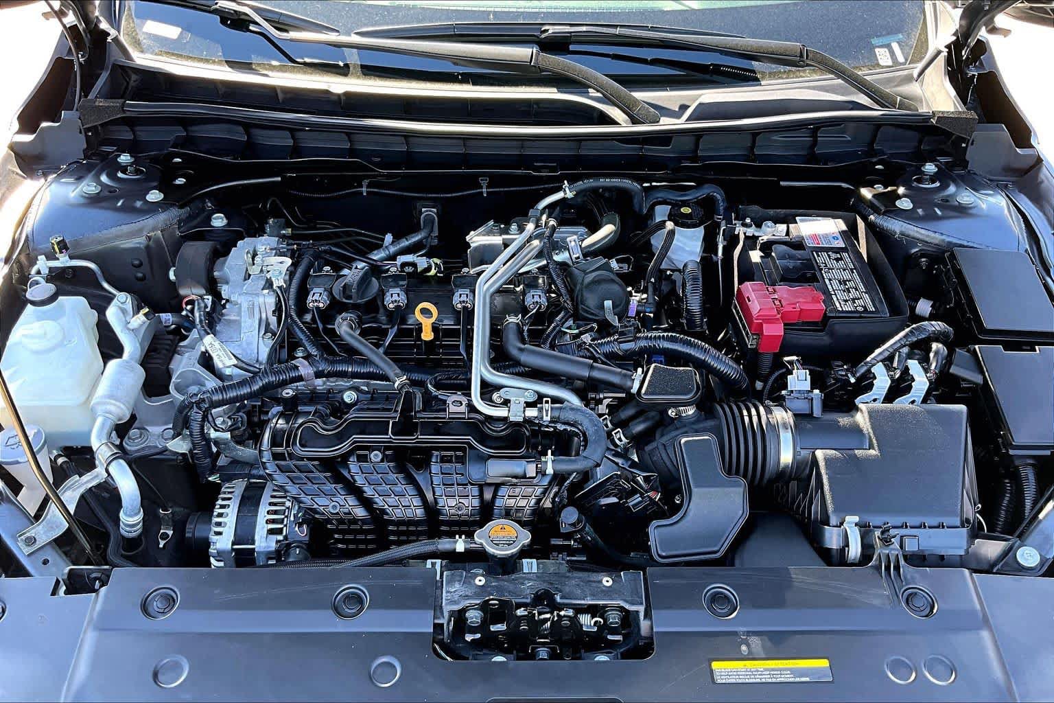 Used 2025 Nissan Altima 2.5 SV FWD image 32