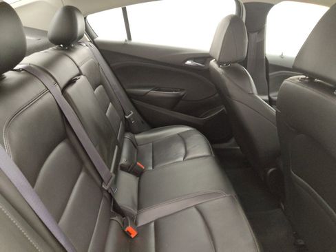 Used 2017 Chevrolet Cruze Premier FWD image 19