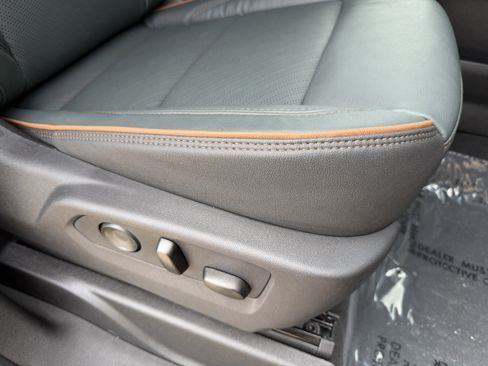 New 2026 GMC Yukon XL AT4 w/ AT4 Premium Plus Package image 20