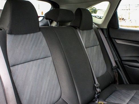 Used 2025 Kia Seltos LX AWD/4WD image 38