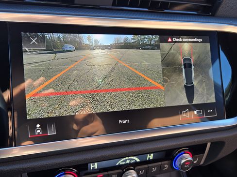 Used 2023 Audi Q3 2.0T Premium Plus w/ Premium Plus Package image 25