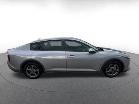 Used 2025 Kia K4 FWD image 16
