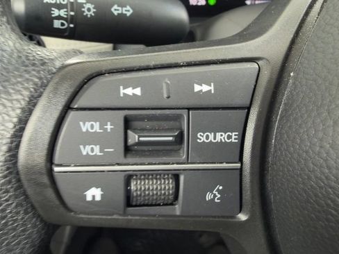 Used 2025 Honda HR-V LX image 27