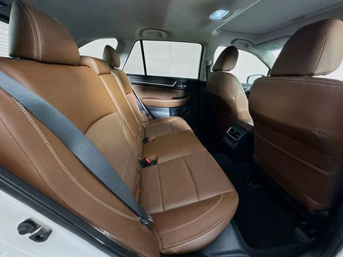 Used 2019 Subaru Outback 3.6R Touring w/ Popular Package #3A image 34