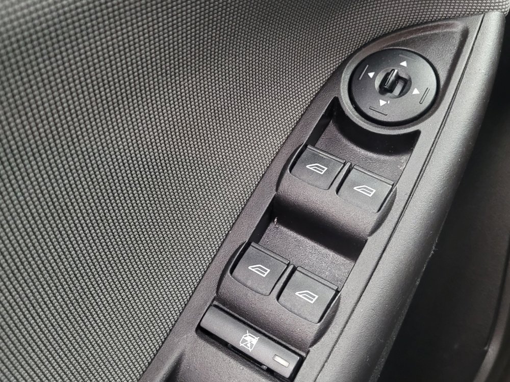 Used 2014 Ford Focus SE w/ SE Winter Package FWD image 27