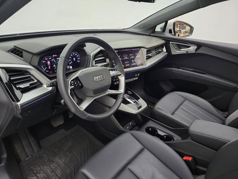 Used 2023 Audi Q4 e-tron Premium Plus w/ Premium Plus image 12