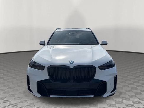 New 2026 BMW X5 xDrive50e w/ Executive Package image 2