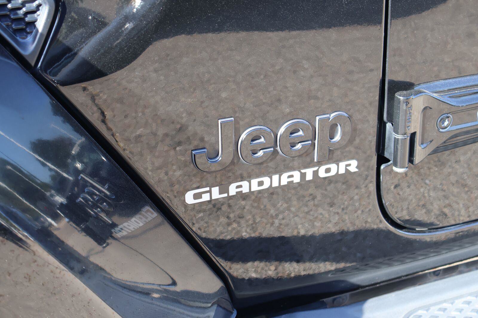 Used 2021 Jeep Gladiator Overland AWD/4WD image 10