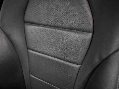 Used 2022 Mercedes-Benz GLC 300 image 21