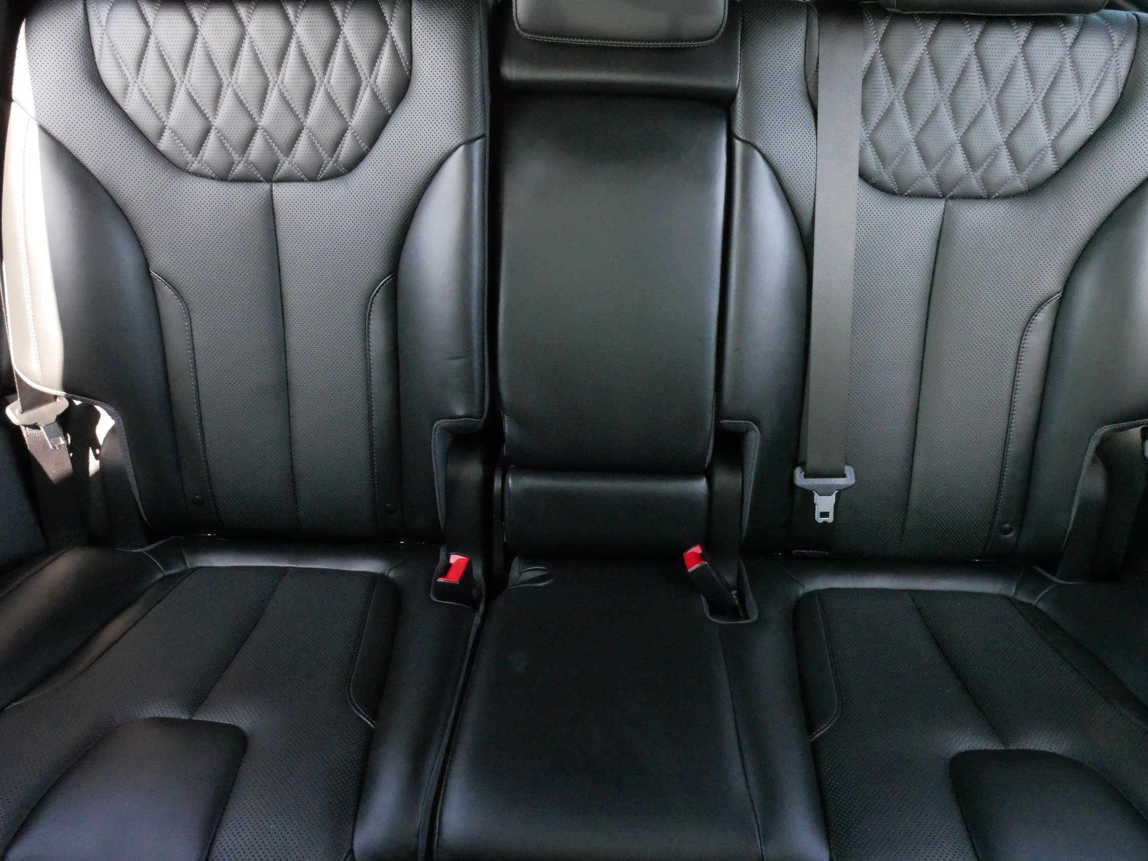 Used 2022 Hyundai Santa Fe Calligraphy AWD/4WD image 14