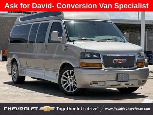 Used 2020 GMC Savana 2500 Extended w/ Enhanced Convenience Package RWD image 2