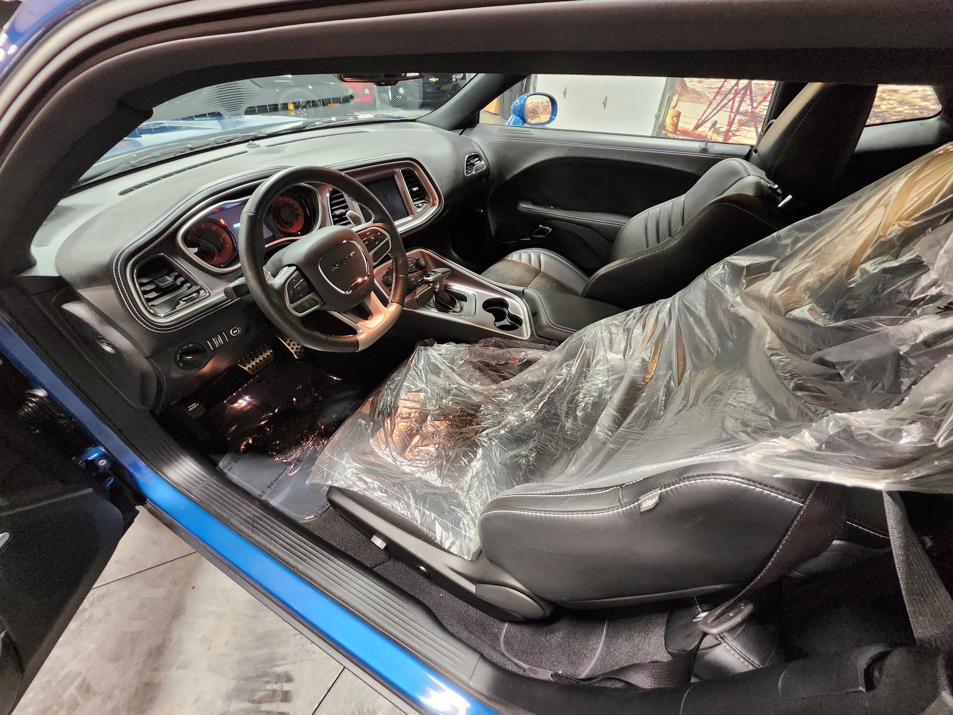 Used 2022 Dodge Challenger SRT Hellcat RWD image 15