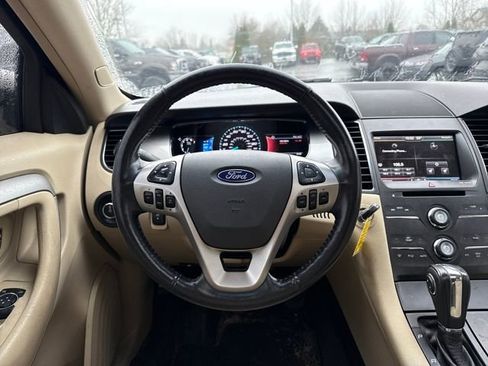Used 2014 Ford Taurus SEL w/ Equipment Group 201A image 8