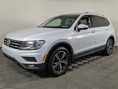 Used 2018 Volkswagen Tiguan SEL image 6