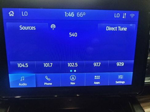 Used 2020 Ford Explorer Limited AWD/4WD image 25