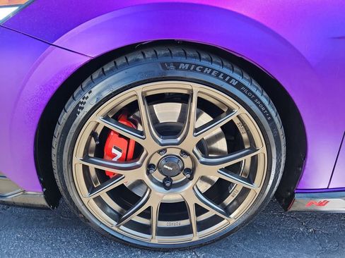 Used 2022 Hyundai Elantra N image 16