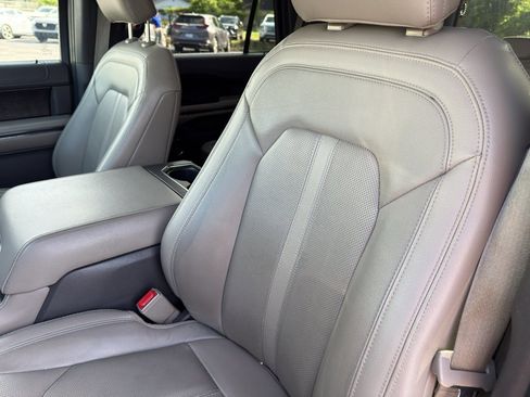 Used 2020 Ford Expedition Limited RWD image 14