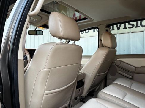 Used 2007 Ford Explorer Eddie Bauer image 29