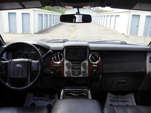 Used 2015 Ford F350 Lariat w/ Lariat Ultimate Package AWD/4WD image 27