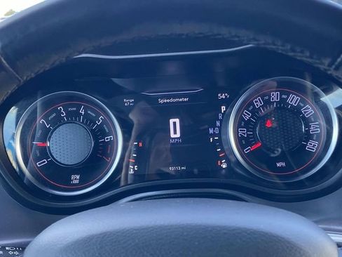 Used 2020 Dodge Challenger SXT image 21