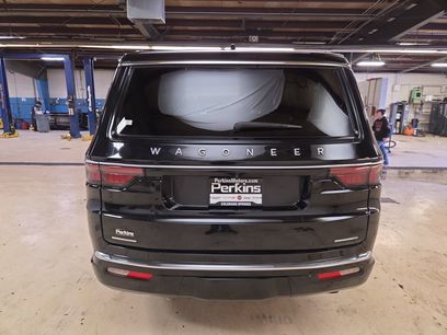 Used 2023 Jeep Wagoneer Series III w/ Preferred Equipment Group