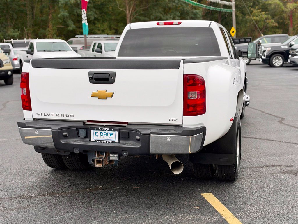 Used 2014 Chevrolet Silverado 3500 LTZ w/ LTZ Plus Package AWD/4WD image 8