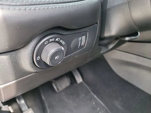 Used 2021 Dodge Durango SXT AWD/4WD image 14