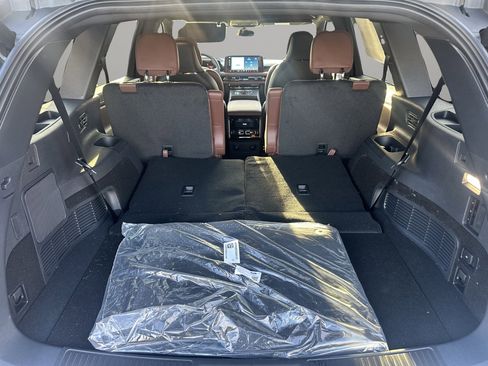 New 2026 Lincoln Aviator Reserve image 8