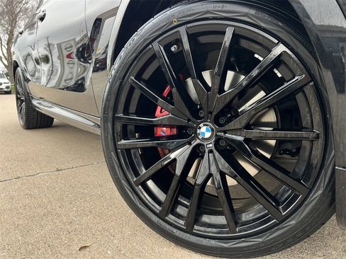 Used 2023 BMW X6 xDrive40i w/ Executive Package image 7