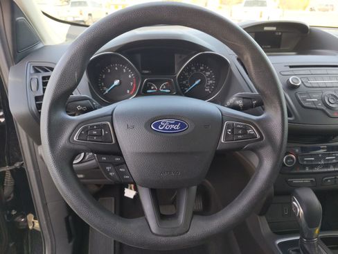 Used 2018 Ford Escape SE image 15