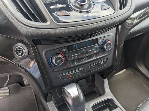 Used 2017 Ford Escape Titanium FWD image 24