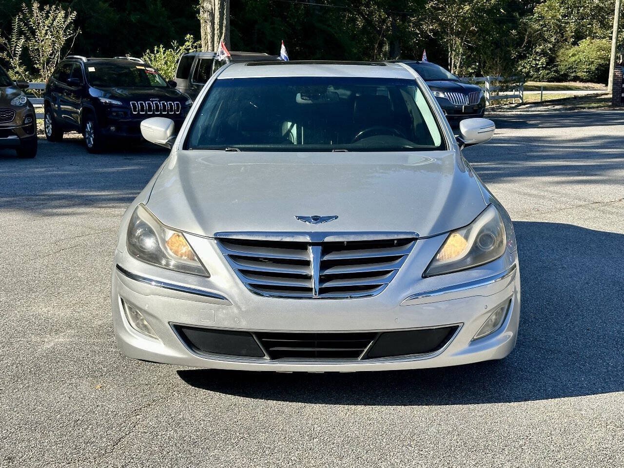 Used 2012 Hyundai Genesis 5.0 R-Spec RWD image 2
