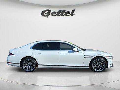 Used 2025 Genesis G90 3.5T image 3