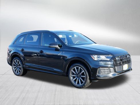 Used 2024 Audi Q7 2.0T Premium Plus w/ Premium Plus Package image 8