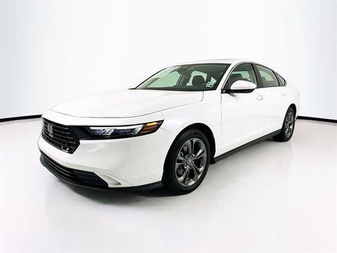 Certified 2024 Honda Accord EX image 1