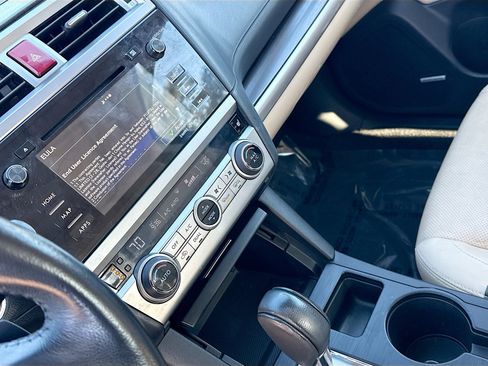 Used 2015 Subaru Legacy 2.5i Limited image 26