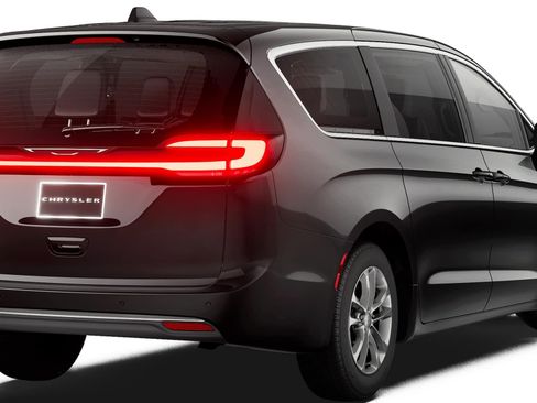New 2027 Chrysler Pacifica Select FWD image 14