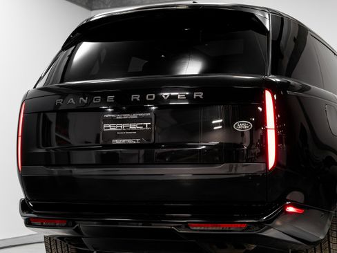 Used 2023 Land Rover Range Rover Long Wheelbase SE AWD/4WD image 74