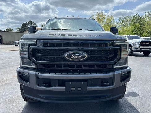 Used 2022 Ford F250 Lariat w/ Black Appearance Package AWD/4WD image 3