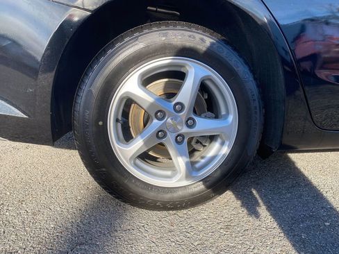 Used 2018 Chevrolet Malibu LS image 30