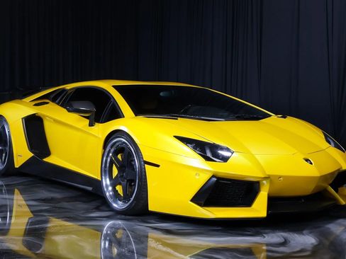 Used 2013 Lamborghini Aventador LP 700-4 image 16