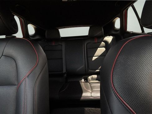 Used 2024 Chevrolet Trax RS w/ Driver Confidence Package image 12