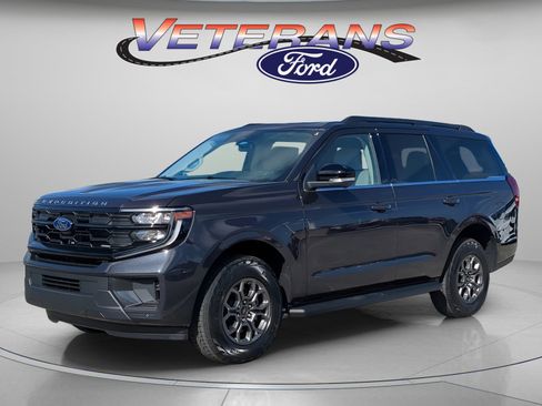 New 2026 Ford Expedition Active image 1