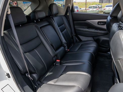 Used 2023 Nissan Murano SV FWD image 22
