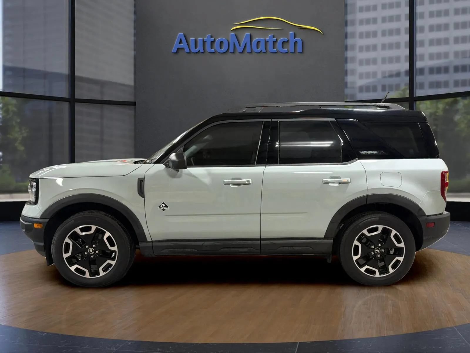 Used 2024 Ford Bronco Sport Outer Banks w/ Tech Package AWD/4WD image 7