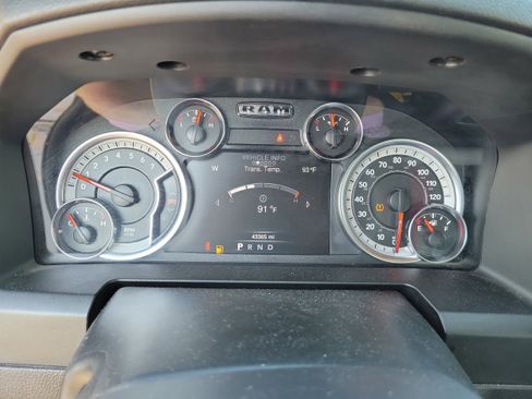 Used 2023 RAM 1500 Classic SLT w/ Trailer & Traction Group image 30