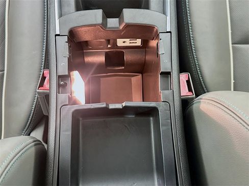 Used 2014 Chevrolet Impala LTZ image 25