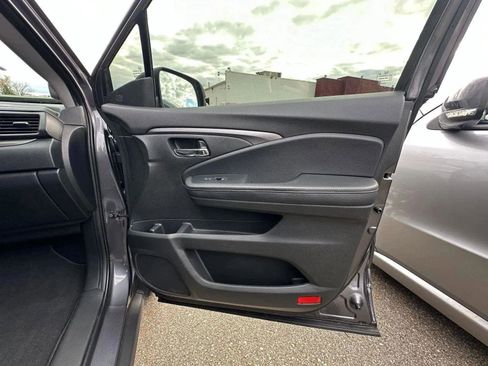 Used 2023 Honda Ridgeline RTL image 25